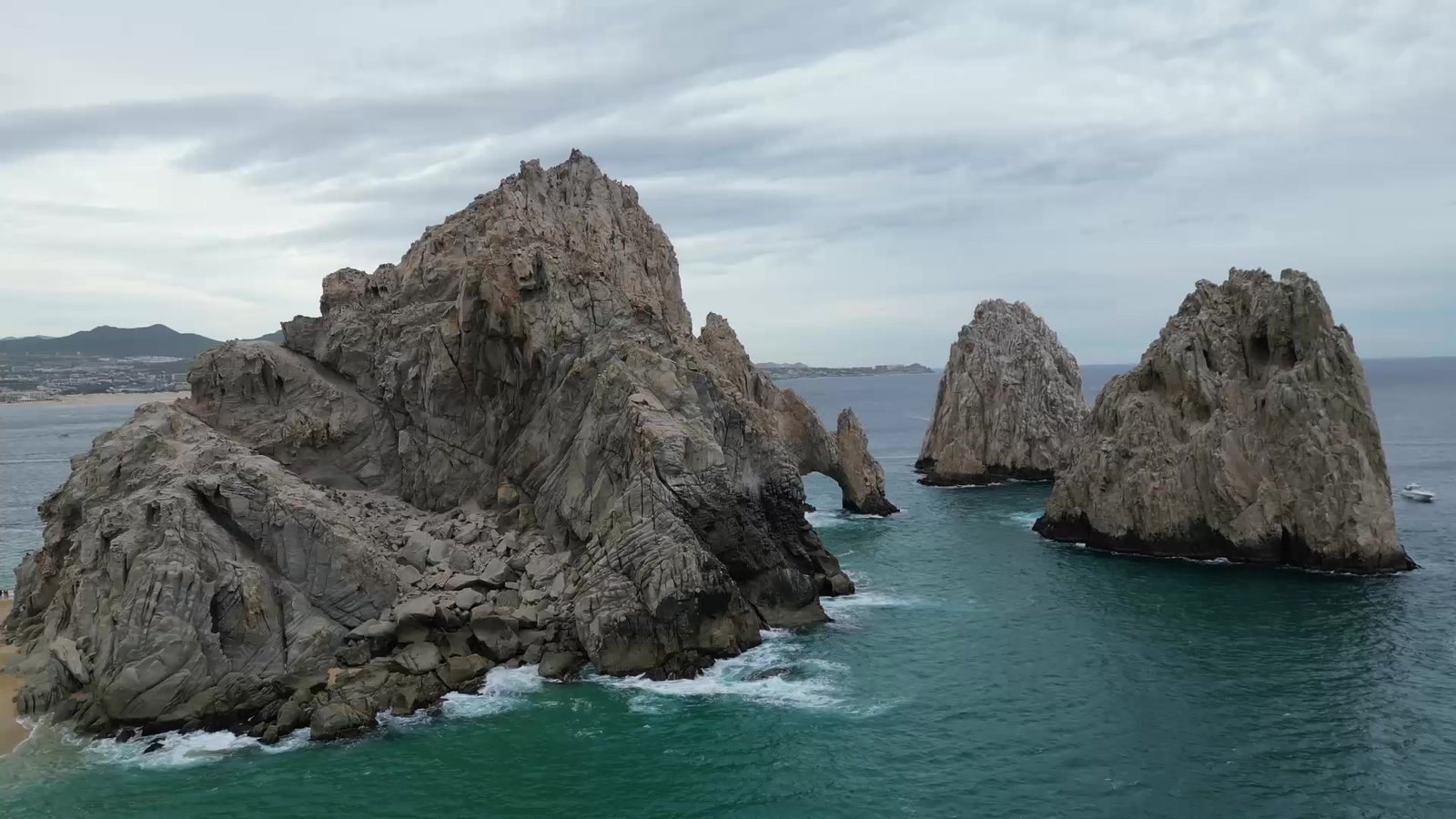 El Arco at Land's End, Cabo San Lucas — the coastline many travelers reach after a private SJD airport transfer